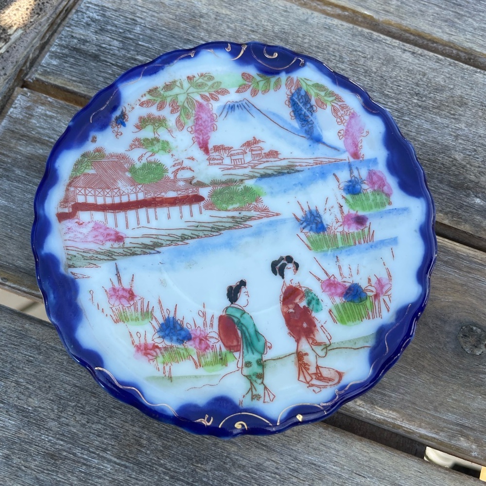 Japanese Hand Painted Porcelain Plate Geisha Kutani Blue Gold Vintage